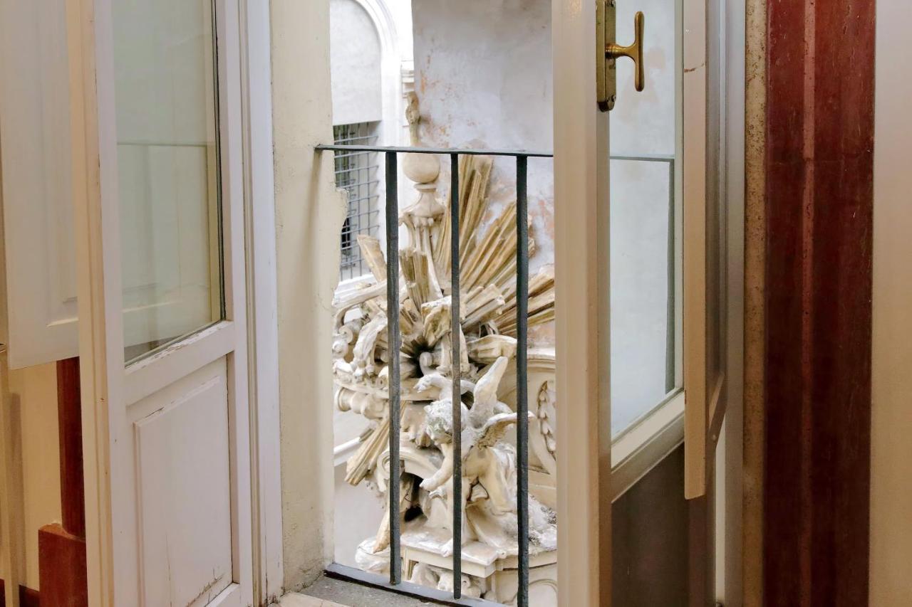 Ych-Farnese Charme Apartment Roma Exterior foto